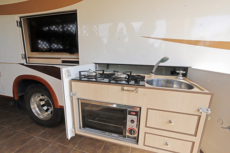 motorhome-leo05 motorhome-leo05