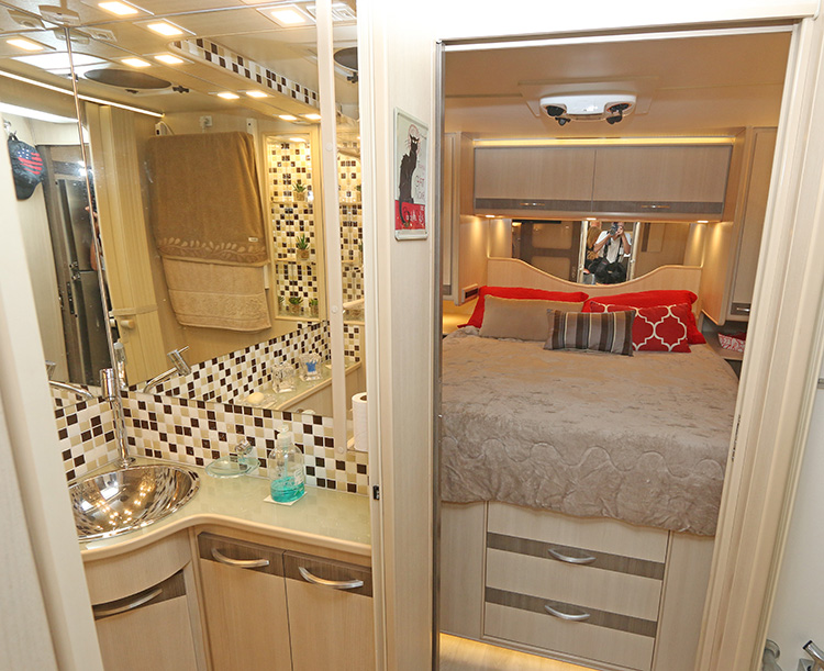 motorhome-leo06 motorhome-leo06
