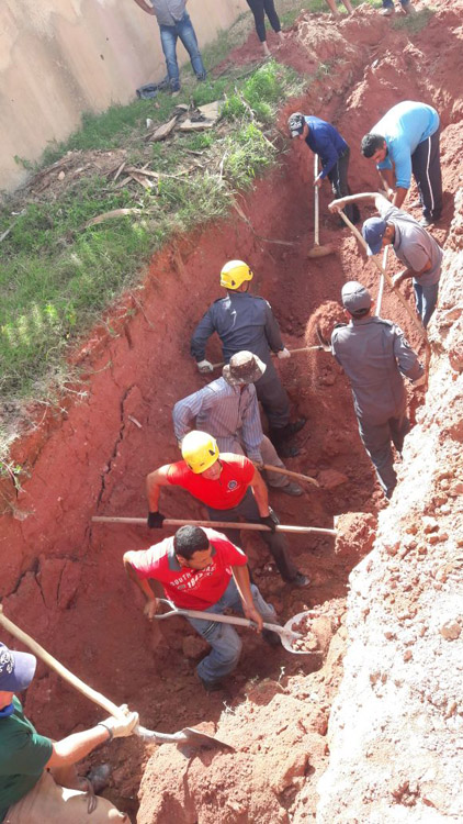 Pedreiro morre soterrado em obra em Alfredo Vasconcelos 1 pedreiro soterrado bombeiros