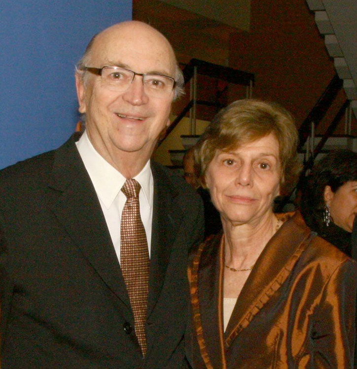 Inauguração do Teatro Paschoal Carlos Magno resgata memória de Mello Reis 2 reiseesposacerezo