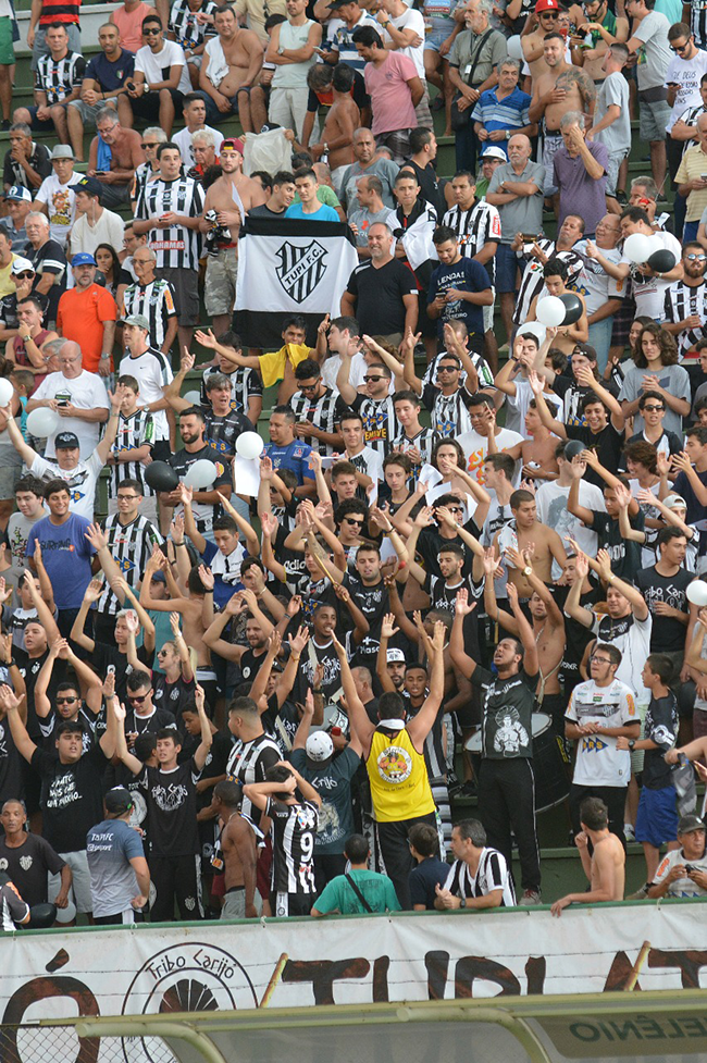 Tupi vence nos pênaltis e está na semifinal do Mineiro 2 torcida dentro