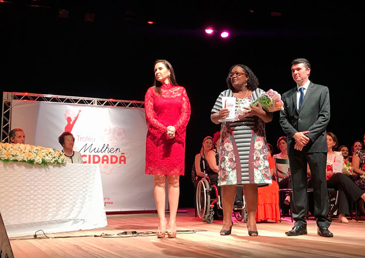 trofeu-mulher-cidada-divulgacao-2 trofeu-mulher-cidada-divulgacao-2