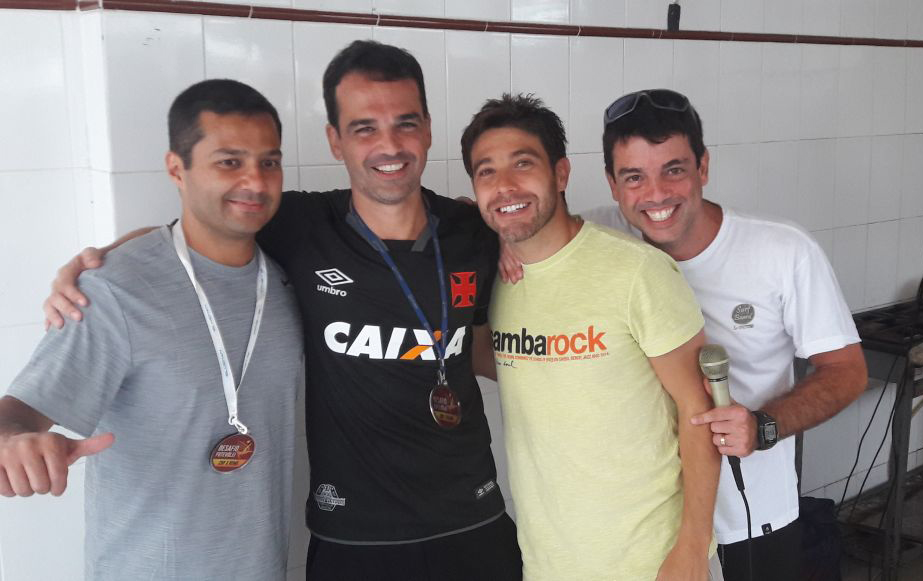 Toninho Simão e a presidente da Abrasel Zona da Mata, Carla Pires no café da manhã que lançou a 10ª Feira de Negócios 2 Fabrício Magaldi, Bruno Cruz, Aurélio Campos e Ricardo Guerra que participaram do torneio de futevoley, no Clube Bom Pastor