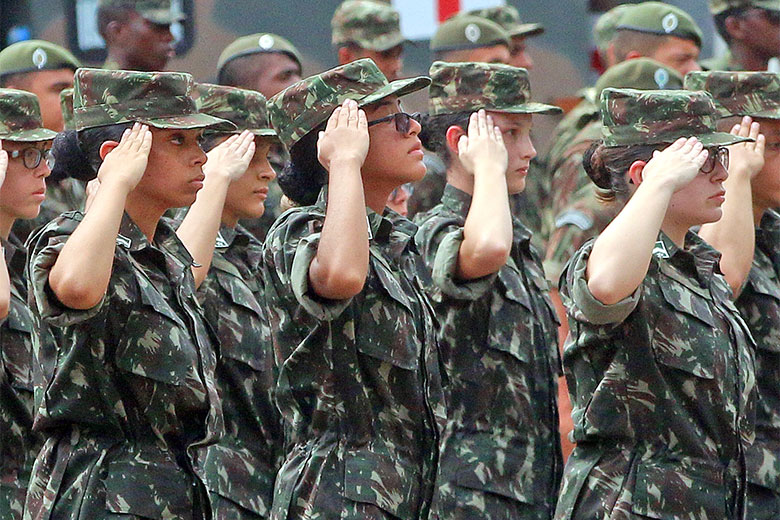 Exército treina mulheres em JF para o combate 1 exército 1