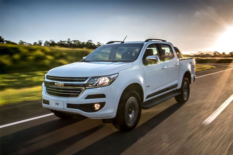 Volvo dá início à pré-venda da V60 Momentum no Brasil 2 Chevrolet S10