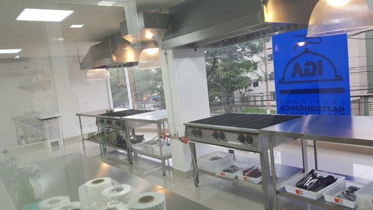 JF ganha mais um centro de formação de cozinheiros profissionais 2 IGA cozinha e1526668681852