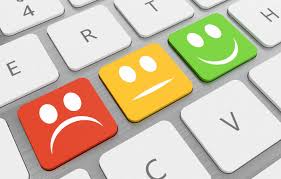 Devo contratar uma empresa para gerir minhas redes sociais? 2 Redes-socais-atuando-como-SAC