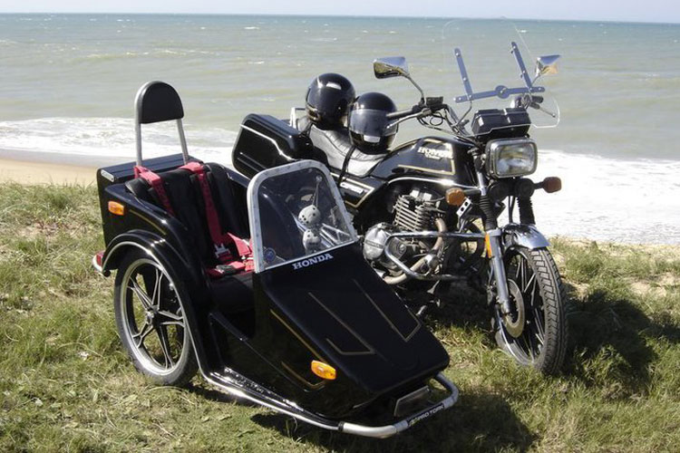 Imortalizado em filmes e séries, sidecar mantém-se forte e vivo 1 Sidecar Honda