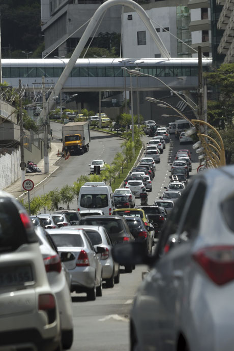 Saiba o que o trânsito faz com as peças do seu carro 1 Tráfego