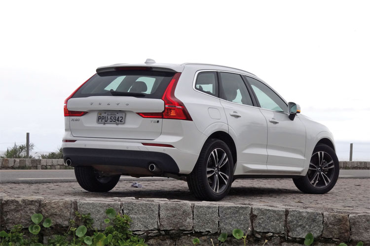 Conheça o Volvo XC60, que chega ao Brasil em setembro 2 Volvo 5