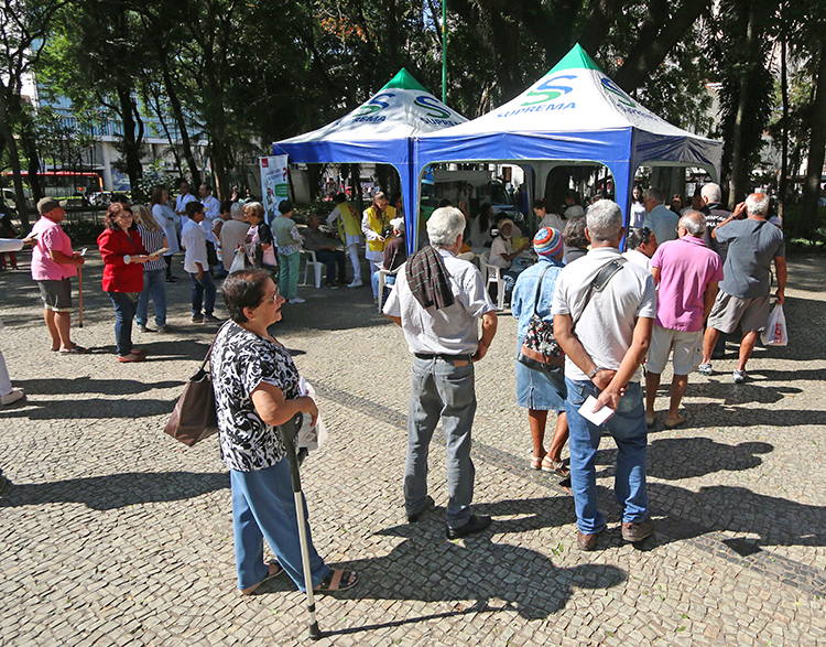 Campanha orienta população sobre riscos da automedicação 1 automed leo2