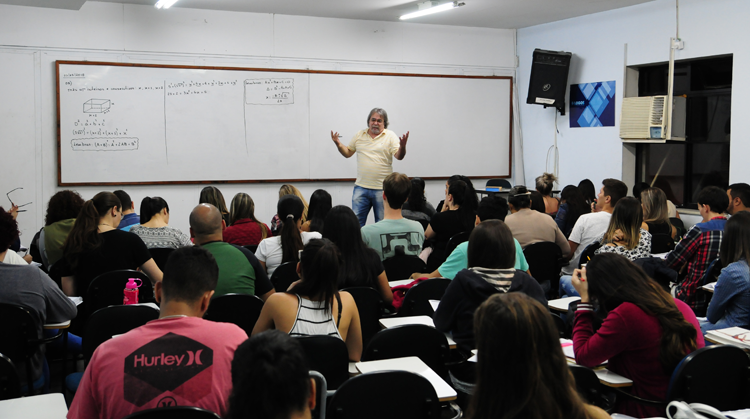 Concurseiros já se preparam para as provas 1 concurso capa marcelo