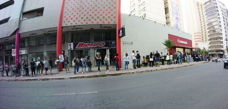 fila-olavo-2 fila-olavo-2