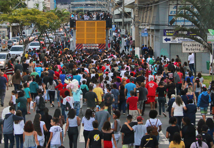 Marcha para Jesus altera trânsito no Centro de Juiz de Fora
