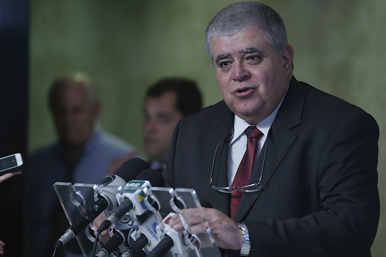 Governo começará a aplicar multa de R$ 100 mil por hora parada nas estradas 1 marun fotos publicas
