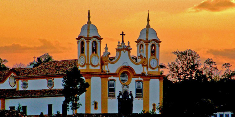 Mesmo com crise, cidades históricas esperam turistas no feriado 1 tiradentes dentro