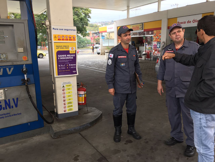 Corpo de Bombeiros faz operação em postos de combustíveis 1 alerta vermelho bombeiros foto divulgação bombeiros