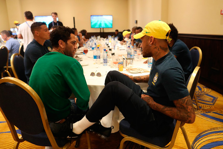 dani-alves-cbf-1 dani-alves-cbf-1