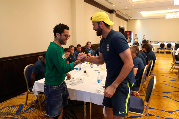 dani-alves-cbf-5 dani-alves-cbf-5