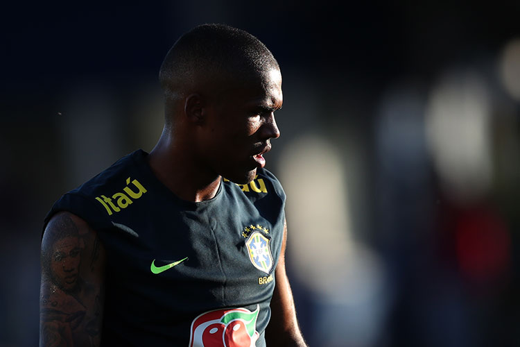 Seleção brasileira sofre nova baixa na Copa do Mundo 2 douglas costa1