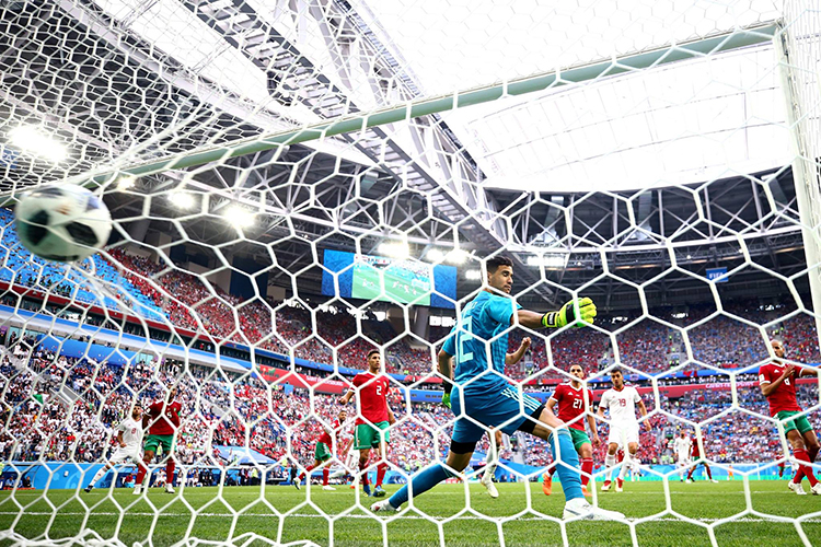 Com gol contra nos acréscimos, Irã vence Marrocos 1 ira marrocos fifa divulgacao