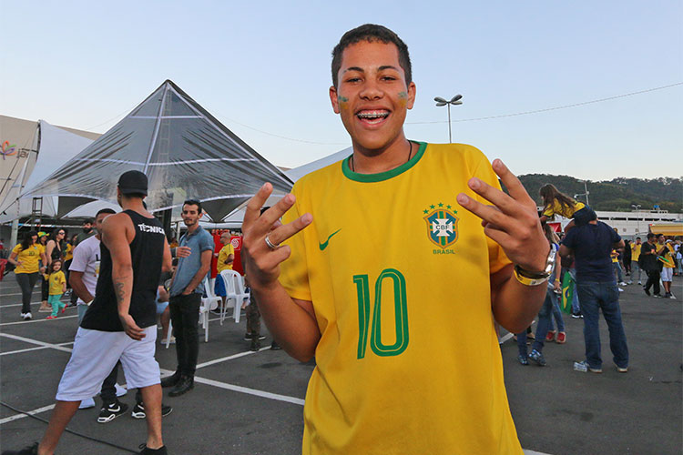 Comemoração na Zona Norte de JF tem até sósia de Rivaldo 3 jardim norte post 2