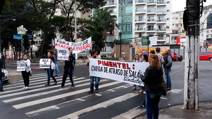 Servidores estaduais voltam a se manifestar contra parcelamento e atraso de salários 1 manifesta sindute pedro 2