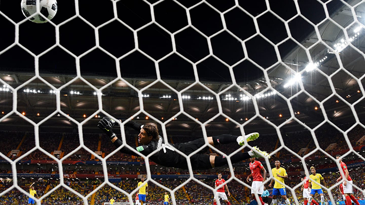 Brasil sai na frente, mas vacila e empata com a Suíça na estreia 3 selecao 7 gol