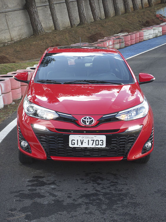 Toyota Yaris quer ser referência entre compactos premium 6 toyota yaries1