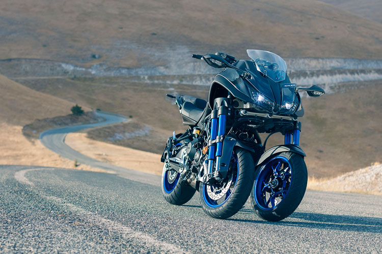 4.-Yamaha