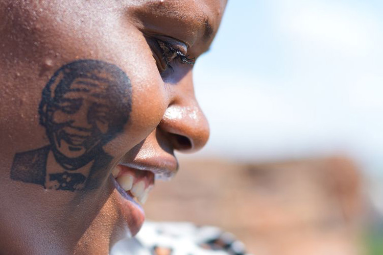 Símbolo da luta antirracismo, Mandela completaria 100 anos hoje 1 939537 aniversario morte funeral mandela 3931