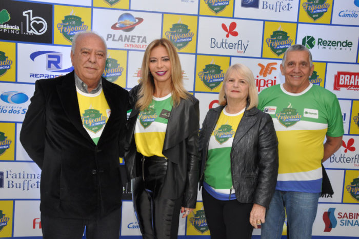 Ana Lúcia e José Maria Scafutto clicados na Feijoada da Torcida 2 Horácio Dias e a filha Luciana, Maria Amélia e João Hipólito Foto: Wólmer Monteiro