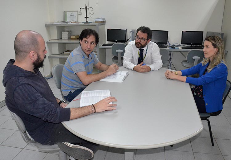 Juiz-forano toma posse na Defensoria Pública da União 5 NPJ 01