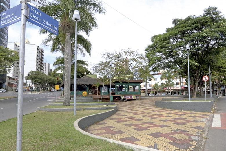 base movel zona sul