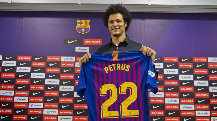 Juiz-forano Thiagus Petrus é apresentado pelo Barcelona 1 esp handebol Thiagus Petrus foto reprodução facebook