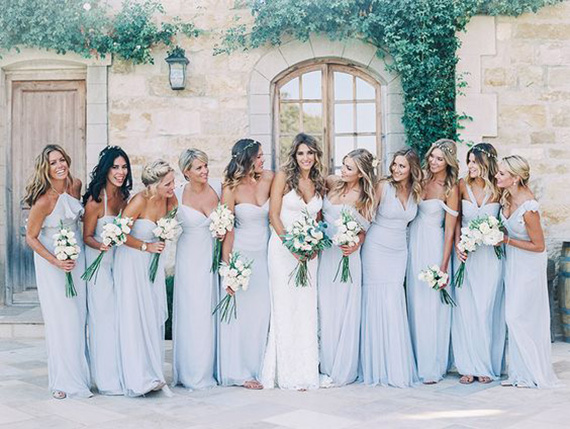 7 dicas para escolher o vestido de madrinha de casamento perfeito 2 madrinhas vestido mesma cor iguais fotografia casamento 20