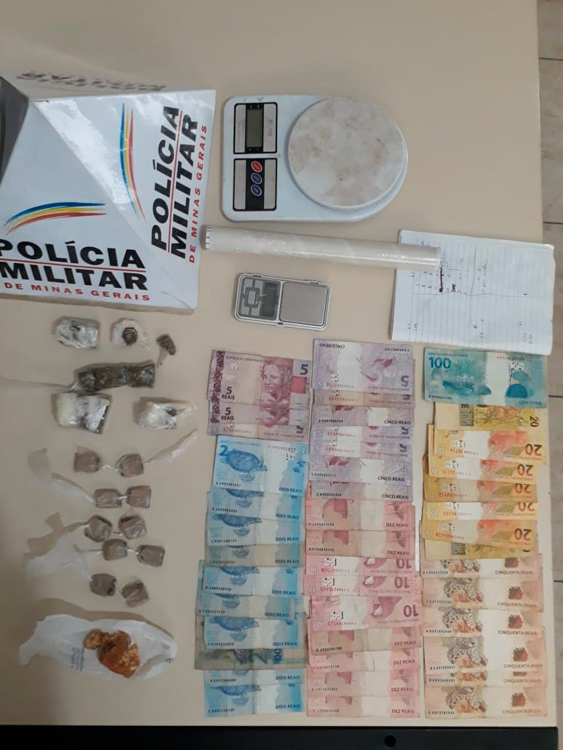 Polícia prende três pessoas durante operação no Vila Ideal 1 prisão interna