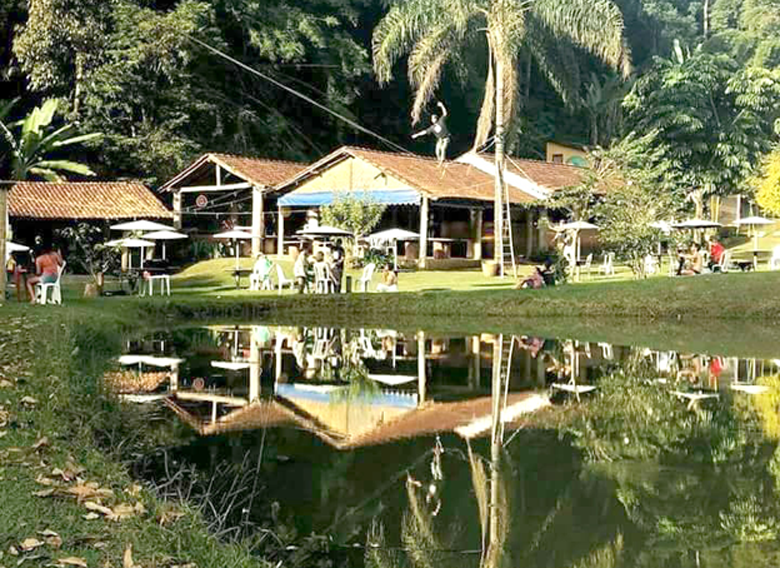 Cantinho da cachoeira1