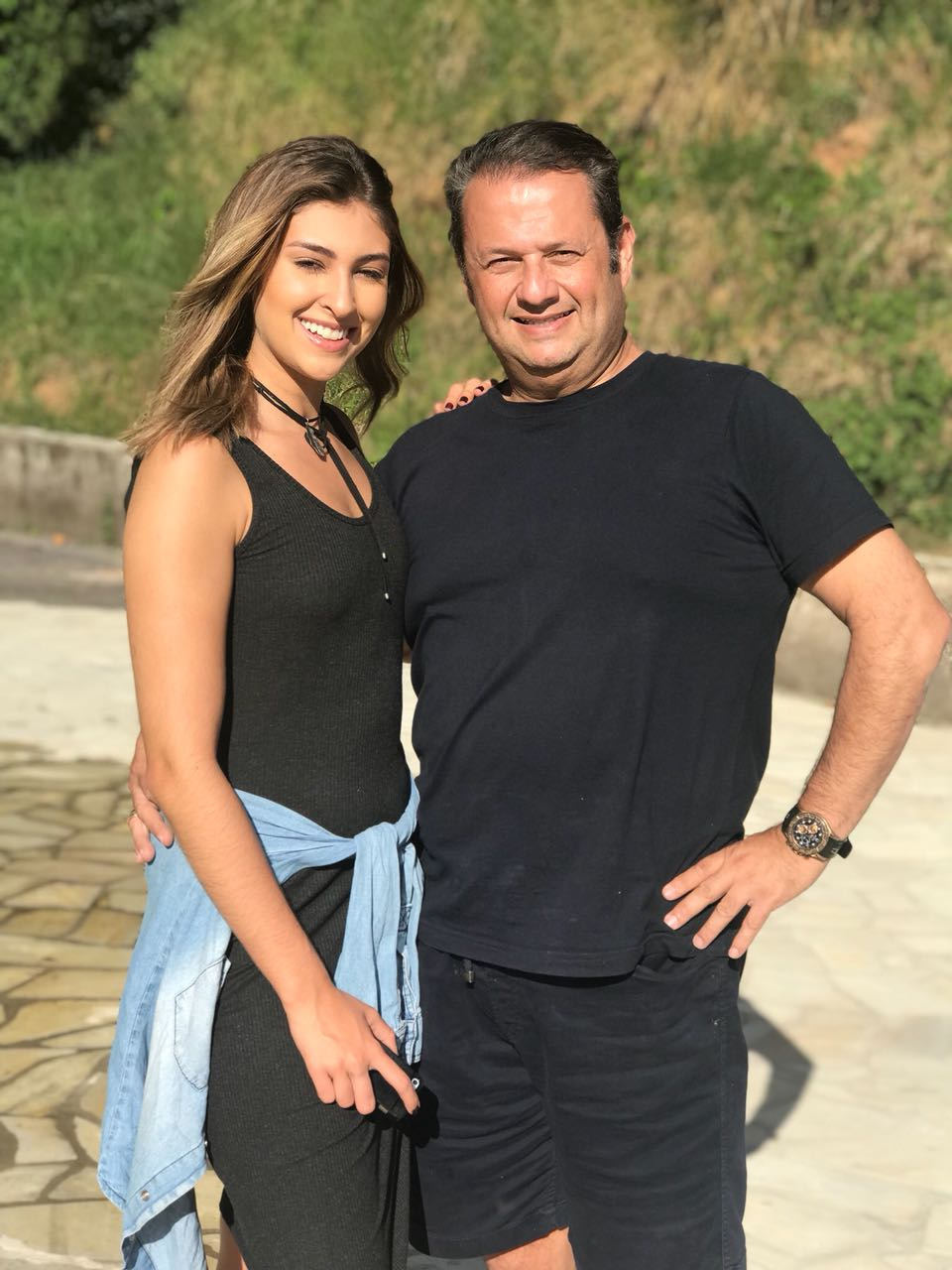 Mariângela Soares Vianna e Taís Vianna no lançamento do novo projeto “Encontro com CR” 2 Isabela Stumpf e o tio Luiz Antônio Naresi Júnior em tarde informal