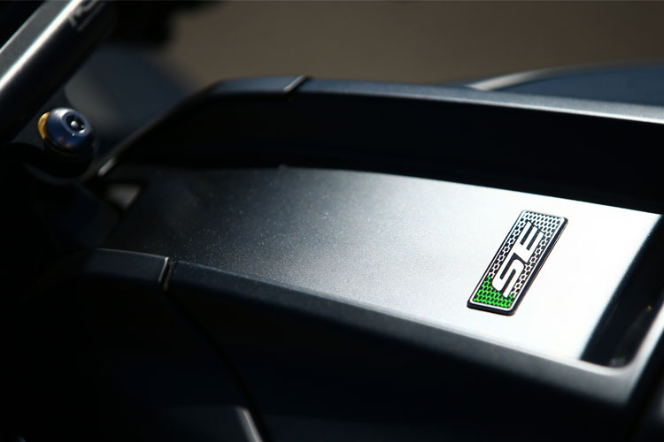 Kawasaki-ZX-10R SE Kawasaki-ZX-10R SE
