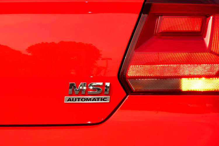 Volkswagen-Gol-com-câmbio-automático
