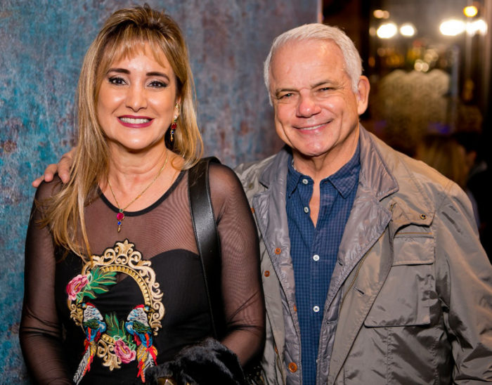 Bernardo Pedrosa, Dani Scio e André Netto Bastos na animada noite "Donde estás Corazón” 3 Patrícia e Eduardo Mansur clicados no Bacco Gastro Bar Foto: Wanderson Monteiro