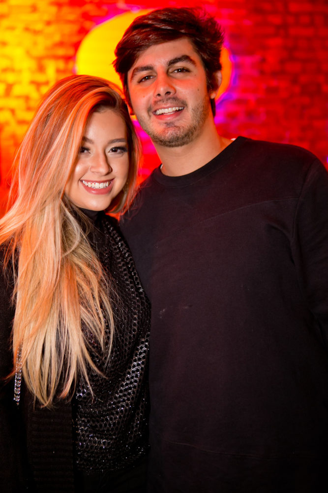 Isabella Og e Pedro Stambassi nos domínios do Privilège Foto: Wanderson Monteiro
