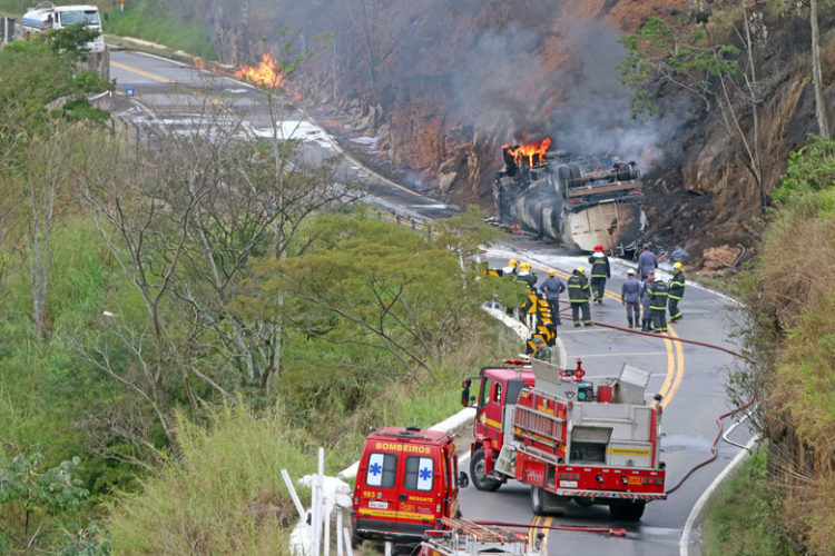 explosao-uniao-e-industria-leo-2