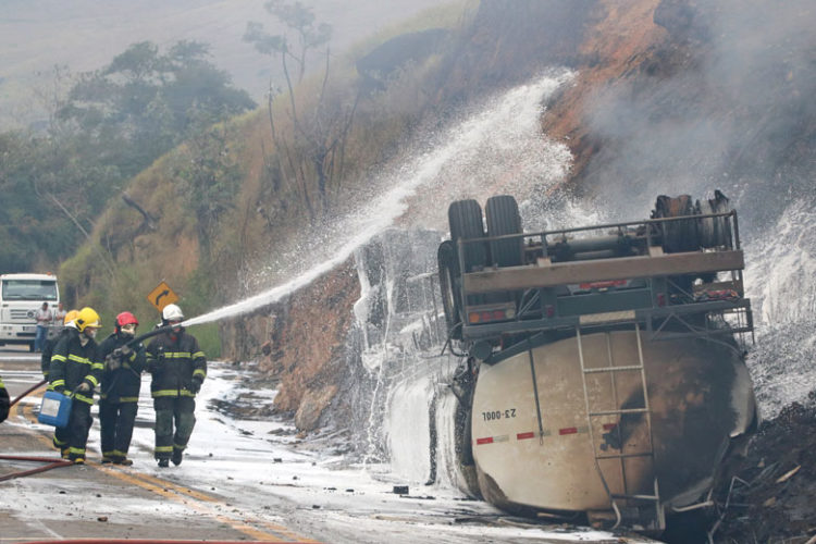 explosao-uniao-e-industria-leo-4