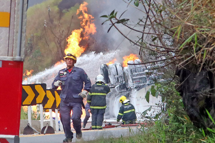 explosao-uniao-e-industria-leo