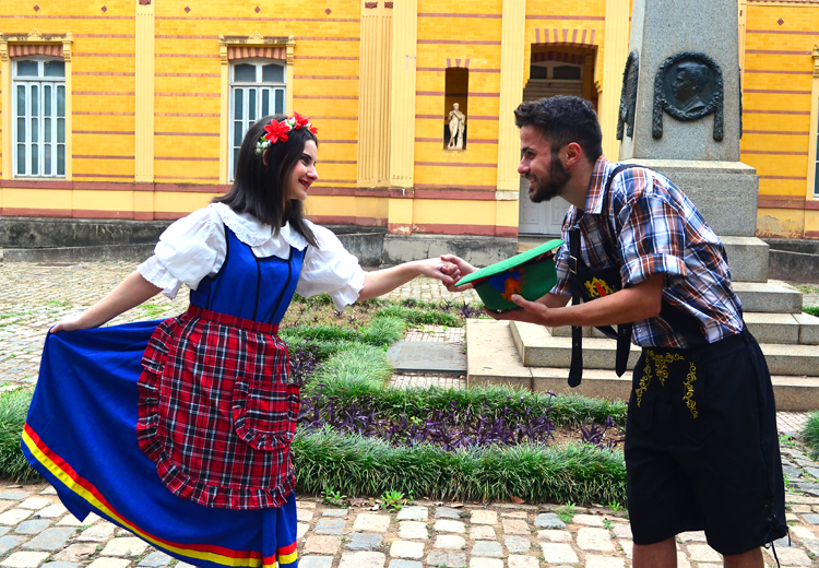 Museu Mariano Procópio recebe ensaio fotográfico para promover a Festa Alemã 2 festaalemã