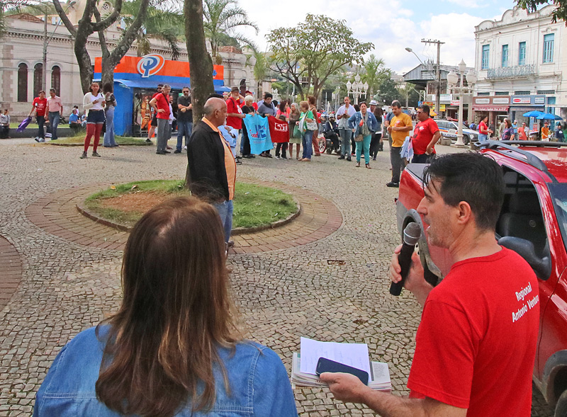 Centrais sindicais realizam ato no 'Dia do Basta' 1 protesto CUT 2 by Leonardo Costa