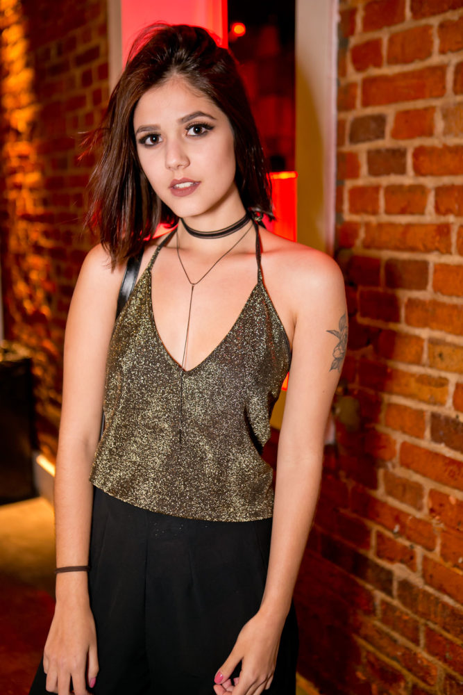 Marluce Mendonça e Patrícia Mansur em noite de moda na Bobstore 2 Gabriela Durso nos jardins do Privilège Foto: Wanderson Monteiro