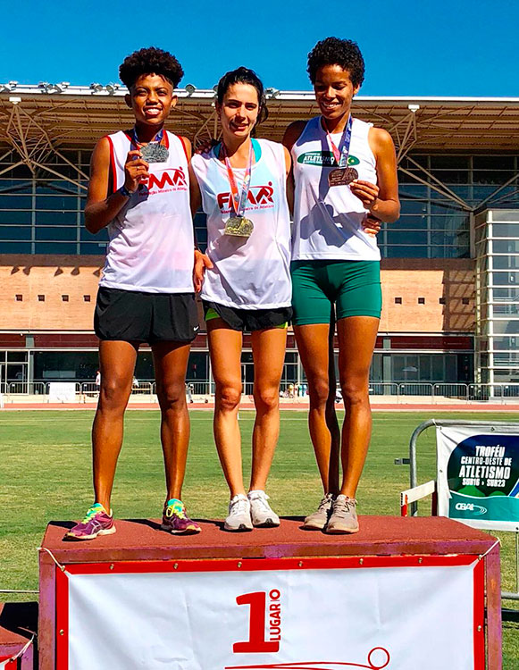 Atletas do Cria se preparam para o Troféu Brasil 1 amanda-oliveira-arquivo-pessoal